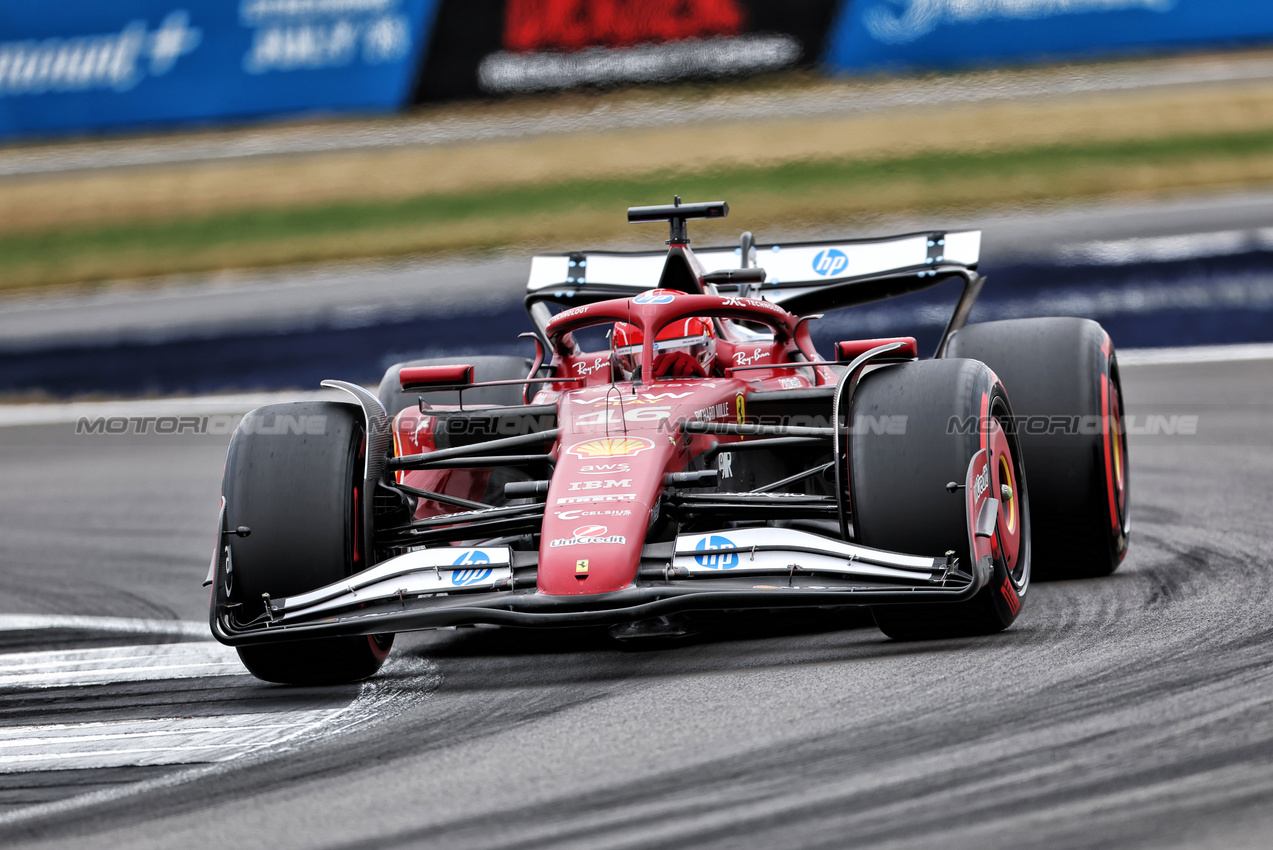 GP GRAN BRETAGNA, Charles Leclerc (MON) Ferrari SF-25.

05.07.2025. Formula 1 World Championship, Rd 12, British Grand Prix, Silverstone, England, Qualifiche Day.

 - www.xpbimages.com, EMail: requests@xpbimages.com © Copyright: Rew / XPB Images