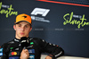 GP GRAN BRETAGNA, Oscar Piastri (AUS) McLaren in the post qualifying FIA Press Conference.

05.07.2025. Formula 1 World Championship, Rd 12, British Grand Prix, Silverstone, England, Qualifiche Day.

- www.xpbimages.com, EMail: requests@xpbimages.com © Copyright: Davenport / XPB Images