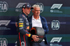 GP GRAN BRETAGNA, (L to R): Max Verstappen (NLD) Red Bull Racing receives the Pirelli Pole Position Award from Jose Mourinho (POR) Football Manager in qualifying parc ferme.

05.07.2025. Formula 1 World Championship, Rd 12, British Grand Prix, Silverstone, England, Qualifiche Day.

- www.xpbimages.com, EMail: requests@xpbimages.com © Copyright: Moy / XPB Images