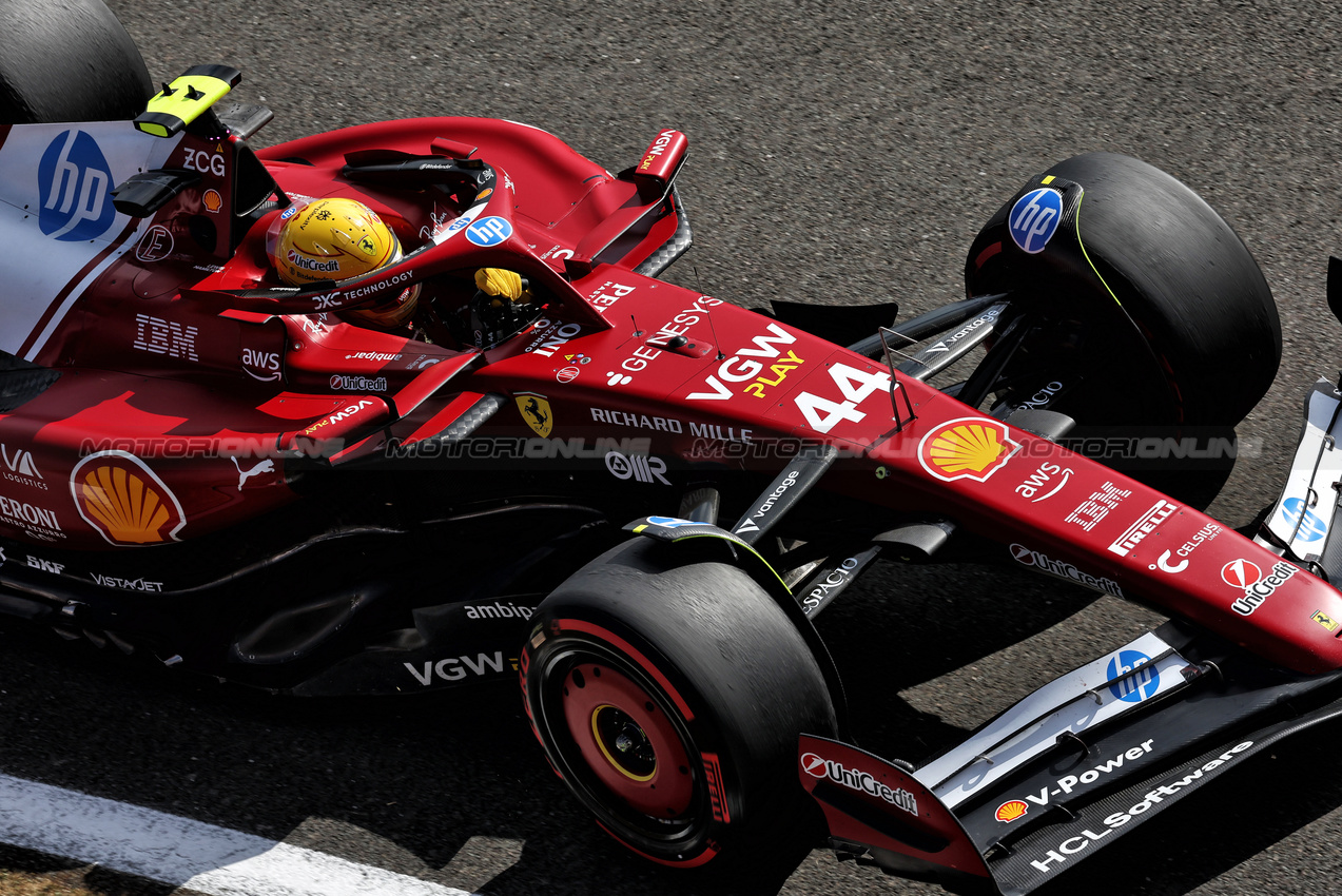 GP GRAN BRETAGNA, Lewis Hamilton (GBR) Ferrari SF-25.

04.07.2025. Formula 1 World Championship, Rd 12, British Grand Prix, Silverstone, England, Practice Day.

- www.xpbimages.com, EMail: requests@xpbimages.com © Copyright: Moy / XPB Images