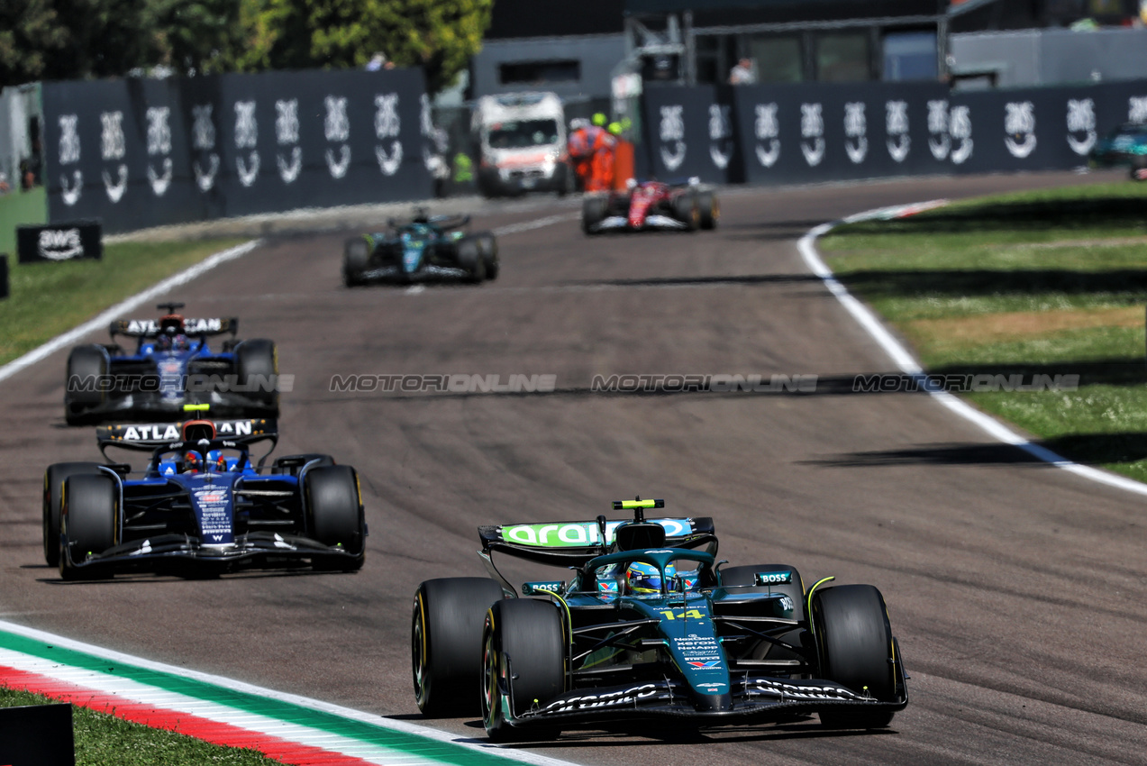 GP IMOLA, Fernando Alonso (ESP) Aston Martin F1 Team AMR25.

18.05.2025. Formula 1 World Championship, Rd 7, Emilia Romagna Grand Prix, Imola, Italy, Gara Day.

- www.xpbimages.com, EMail: requests@xpbimages.com © Copyright: Batchelor / XPB Images