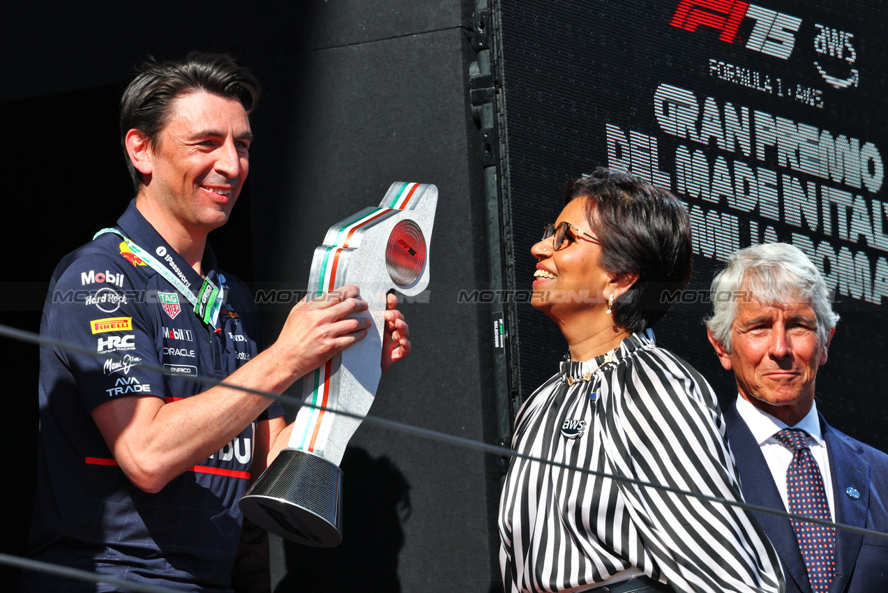 GP IMOLA, Enrico Balbo, Red Bull Racing Head of Aerodynamics celebrates on the podium.

18.05.2025. Formula 1 World Championship, Rd 7, Emilia Romagna Grand Prix, Imola, Italy, Gara Day.

- www.xpbimages.com, EMail: requests@xpbimages.com © Copyright: Batchelor / XPB Images