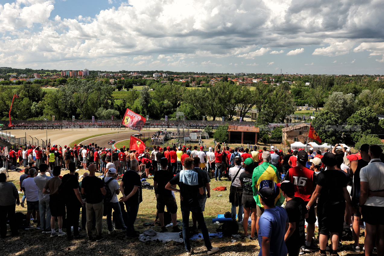 GP IMOLA, Charles Leclerc (MON) Ferrari SF-25.

18.05.2025. Formula 1 World Championship, Rd 7, Emilia Romagna Grand Prix, Imola, Italy, Gara Day.

- www.xpbimages.com, EMail: requests@xpbimages.com © Copyright: Bearne / XPB Images