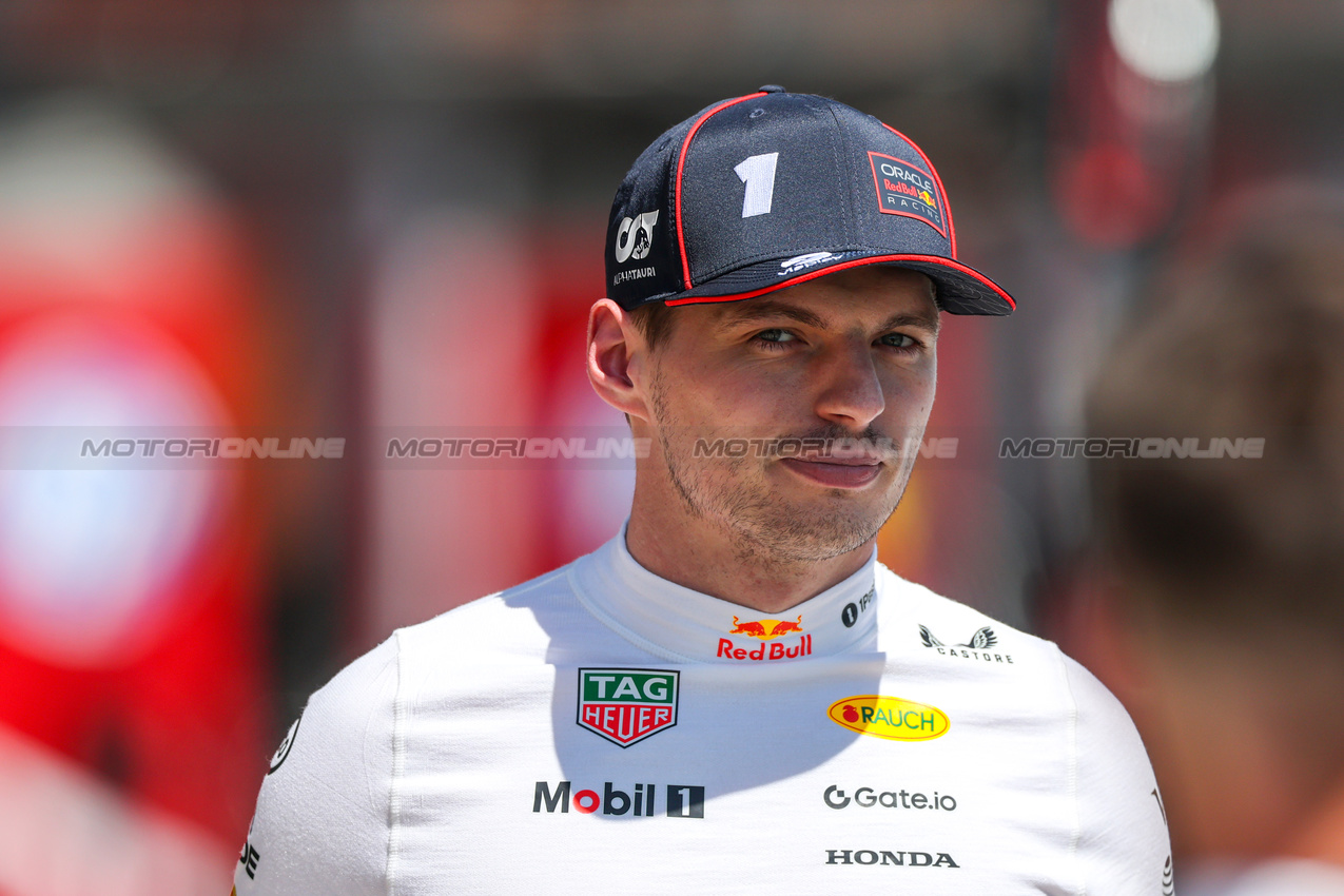 GP IMOLA, Max Verstappen (NLD), Red Bull Racing 
18.05.2025. Formula 1 World Championship, Rd 7, Emilia Romagna Grand Prix, Imola, Italy, Gara Day.
- www.xpbimages.com, EMail: requests@xpbimages.com © Copyright: Charniaux / XPB Images