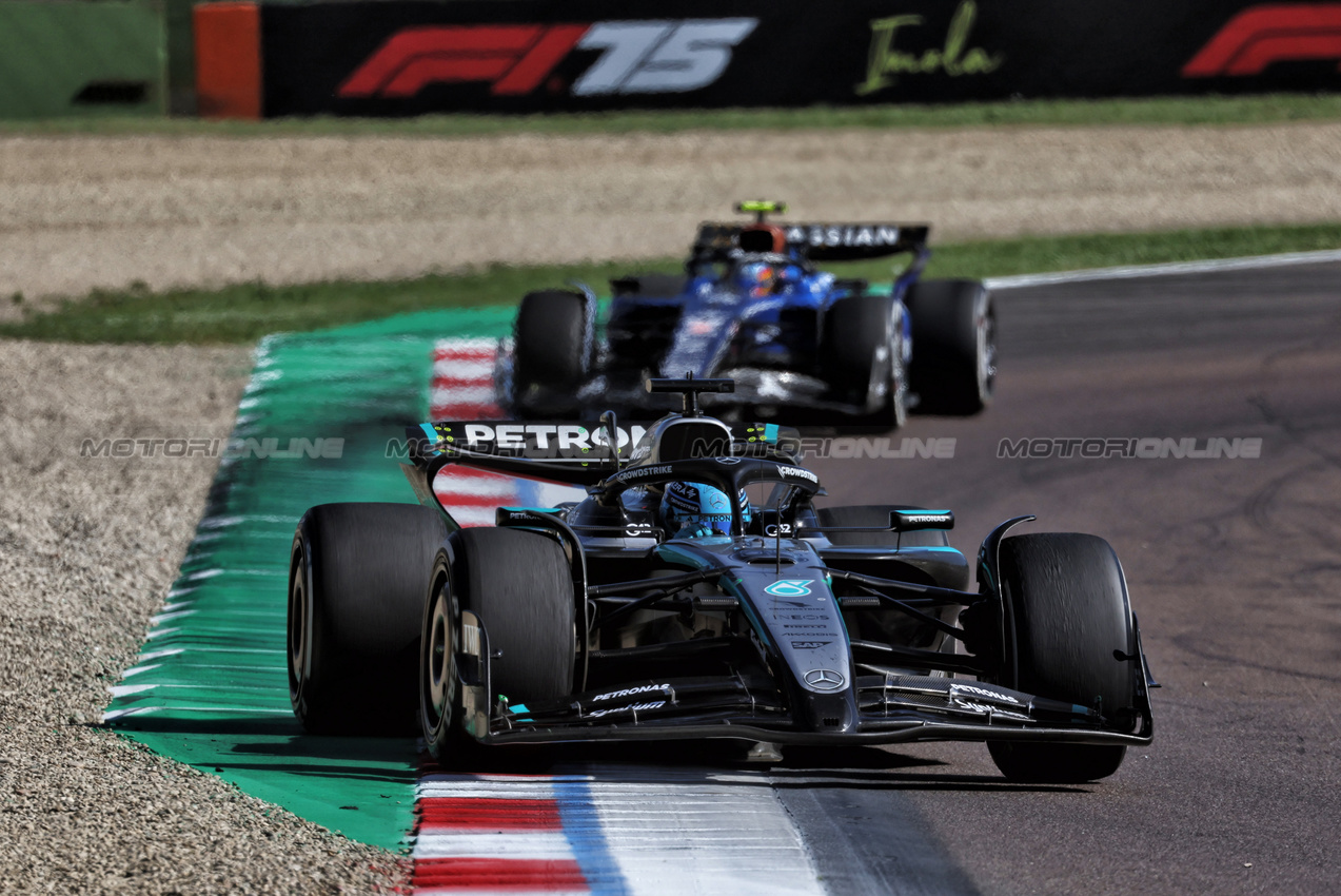 GP IMOLA, George Russell (GBR) Mercedes AMG F1 W16.

18.05.2025. Formula 1 World Championship, Rd 7, Emilia Romagna Grand Prix, Imola, Italy, Gara Day.

- www.xpbimages.com, EMail: requests@xpbimages.com © Copyright: Moy / XPB Images