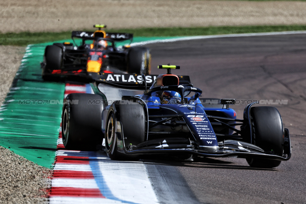 GP IMOLA, Carlos Sainz (ESP) Atlassian Williams Racing FW47.

18.05.2025. Formula 1 World Championship, Rd 7, Emilia Romagna Grand Prix, Imola, Italy, Gara Day.

- www.xpbimages.com, EMail: requests@xpbimages.com © Copyright: Moy / XPB Images