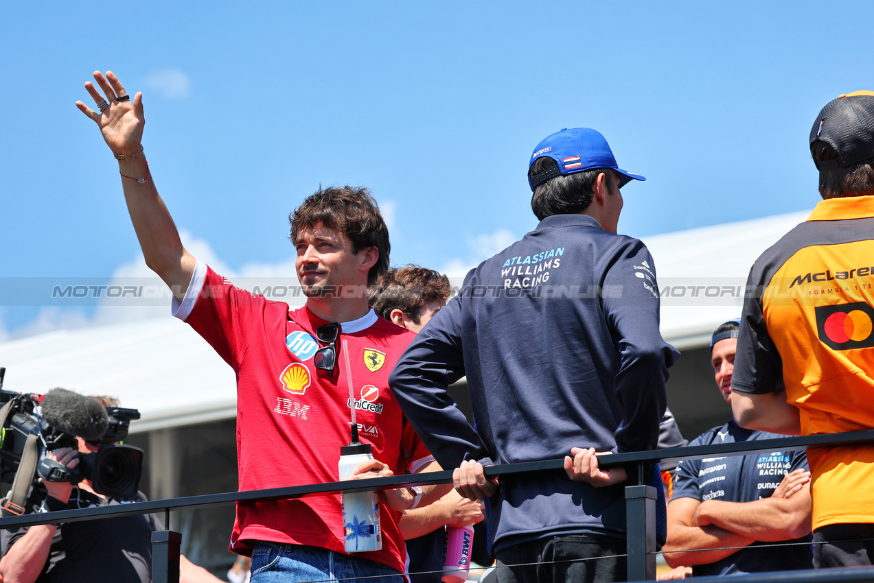 GP IMOLA, Charles Leclerc (MON) Ferrari on the drivers' parade.

18.05.2025. Formula 1 World Championship, Rd 7, Emilia Romagna Grand Prix, Imola, Italy, Gara Day.

- www.xpbimages.com, EMail: requests@xpbimages.com © Copyright: Batchelor / XPB Images