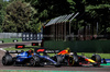 GP IMOLA, Carlos Sainz (ESP) Atlassian Williams Racing FW47 e Yuki Tsunoda (JPN) Red Bull Racing RB21 battle for position.

18.05.2025. Formula 1 World Championship, Rd 7, Emilia Romagna Grand Prix, Imola, Italy, Gara Day.

- www.xpbimages.com, EMail: requests@xpbimages.com © Copyright: Batchelor / XPB Images