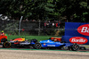 GP IMOLA, Carlos Sainz (ESP) Atlassian Williams Racing FW47 e Yuki Tsunoda (JPN) Red Bull Racing RB21 battle for position.

18.05.2025. Formula 1 World Championship, Rd 7, Emilia Romagna Grand Prix, Imola, Italy, Gara Day.

- www.xpbimages.com, EMail: requests@xpbimages.com © Copyright: Batchelor / XPB Images