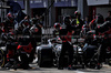 GP IMOLA, Oliver Bearman (GBR) Haas VF-25 makes a pit stop.

18.05.2025. Formula 1 World Championship, Rd 7, Emilia Romagna Grand Prix, Imola, Italy, Gara Day.

- www.xpbimages.com, EMail: requests@xpbimages.com © Copyright: Charniaux / XPB Images