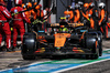 GP IMOLA, Lando Norris (GBR) McLaren MCL39 makes a pit stop.

18.05.2025. Formula 1 World Championship, Rd 7, Emilia Romagna Grand Prix, Imola, Italy, Gara Day.

- www.xpbimages.com, EMail: requests@xpbimages.com © Copyright: Charniaux / XPB Images