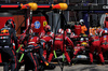 GP IMOLA, Lewis Hamilton (GBR) Ferrari SF-25 makes a pit stop.

18.05.2025. Formula 1 World Championship, Rd 7, Emilia Romagna Grand Prix, Imola, Italy, Gara Day.

- www.xpbimages.com, EMail: requests@xpbimages.com © Copyright: Charniaux / XPB Images