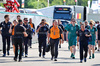 GP IMOLA, Zak Brown (USA) McLaren Executive Director (Centre).

18.05.2025. Formula 1 World Championship, Rd 7, Emilia Romagna Grand Prix, Imola, Italy, Gara Day.

- www.xpbimages.com, EMail: requests@xpbimages.com © Copyright: Moy / XPB Images