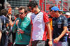 GP IMOLA, (L to R): Fernando Alonso (ESP) Aston Martin F1 Team e Esteban Ocon (FRA) Haas F1 Team on the drivers' parade.

18.05.2025. Formula 1 World Championship, Rd 7, Emilia Romagna Grand Prix, Imola, Italy, Gara Day.

- www.xpbimages.com, EMail: requests@xpbimages.com © Copyright: Batchelor / XPB Images