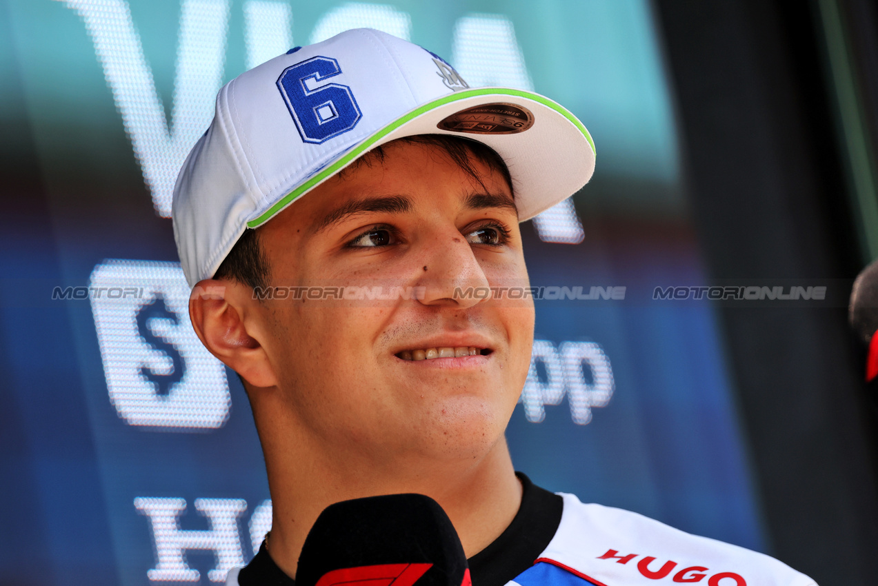 GP IMOLA, Isack Hadjar (FRA) Racing Bulls.

15.05.2025. Formula 1 World Championship, Rd 7, Emilia Romagna Grand Prix, Imola, Italy, Preparation Day.

- www.xpbimages.com, EMail: requests@xpbimages.com © Copyright: Bearne / XPB Images