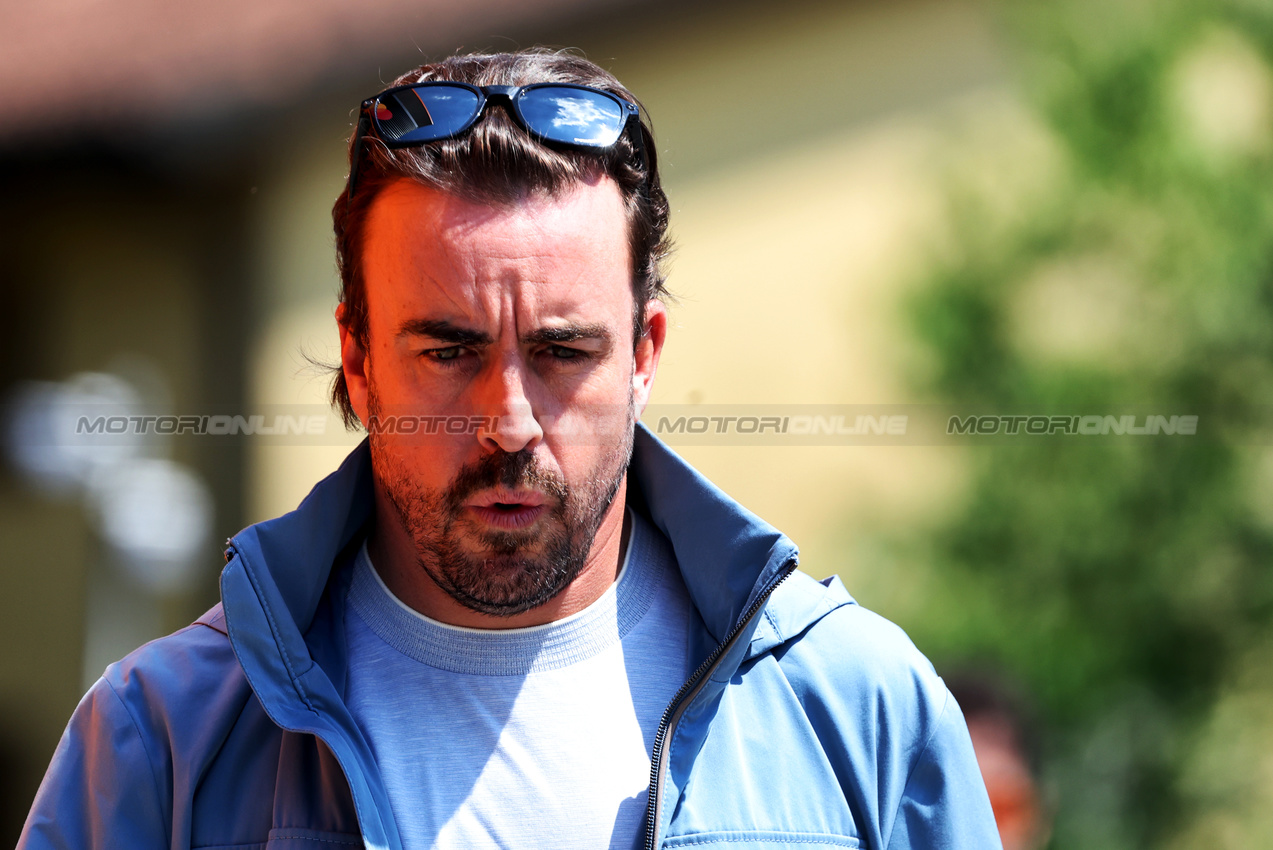 GP IMOLA, Fernando Alonso (ESP) Aston Martin F1 Team.

15.05.2025. Formula 1 World Championship, Rd 7, Emilia Romagna Grand Prix, Imola, Italy, Preparation Day.

- www.xpbimages.com, EMail: requests@xpbimages.com © Copyright: Bearne / XPB Images