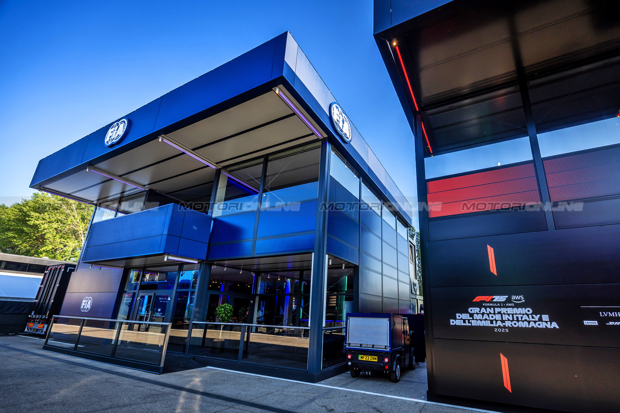 GP IMOLA, FIA motorhome in the paddock.

15.05.2025. Formula 1 World Championship, Rd 7, Emilia Romagna Grand Prix, Imola, Italy, Preparation Day.

- www.xpbimages.com, EMail: requests@xpbimages.com © Copyright: Bearne / XPB Images