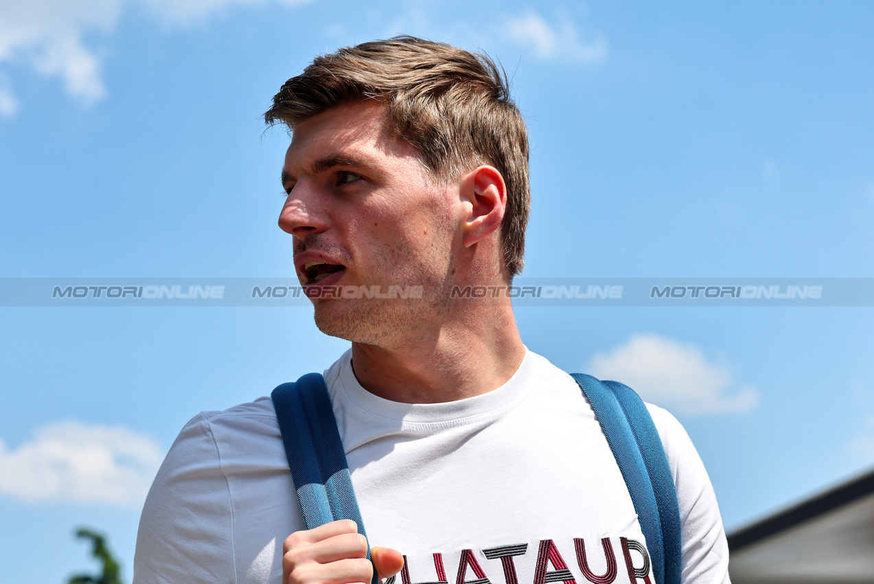 GP IMOLA, Max Verstappen (NLD) Red Bull Racing.

15.05.2025. Formula 1 World Championship, Rd 7, Emilia Romagna Grand Prix, Imola, Italy, Preparation Day.

- www.xpbimages.com, EMail: requests@xpbimages.com © Copyright: Batchelor / XPB Images