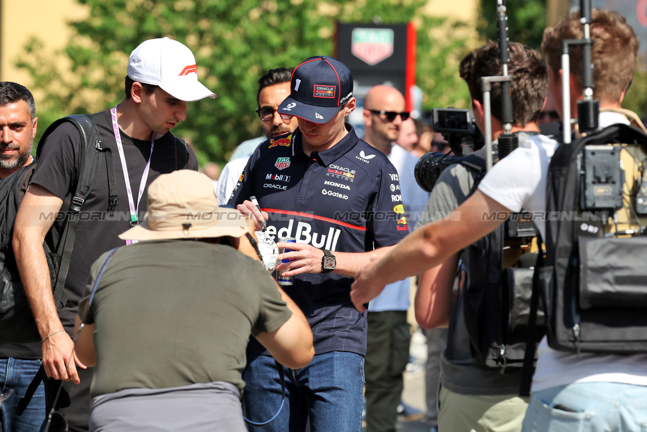 GP IMOLA, Max Verstappen (NLD) Red Bull Racing.

15.05.2025. Formula 1 World Championship, Rd 7, Emilia Romagna Grand Prix, Imola, Italy, Preparation Day.

- www.xpbimages.com, EMail: requests@xpbimages.com © Copyright: Bearne / XPB Images
