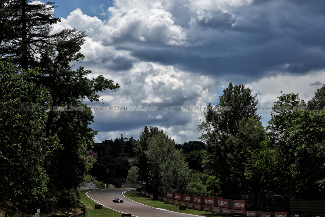 GP IMOLA, Franco Colapinto (ARG) Alpine F1 Team A525.

17.05.2025. Formula 1 World Championship, Rd 7, Emilia Romagna Grand Prix, Imola, Italy, Qualifiche Day.

- www.xpbimages.com, EMail: requests@xpbimages.com © Copyright: Moy / XPB Images