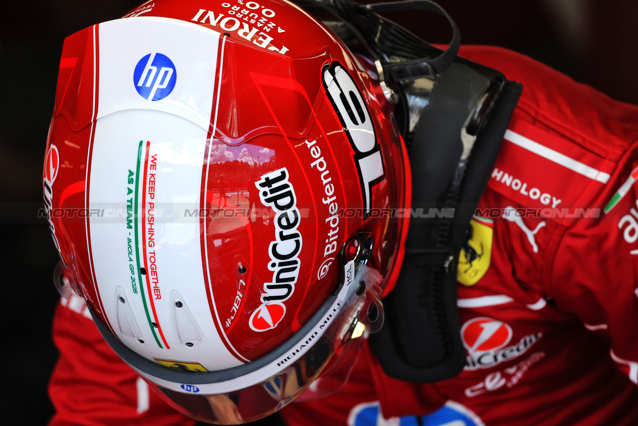 GP IMOLA, Charles Leclerc (MON) Ferrari.

17.05.2025. Formula 1 World Championship, Rd 7, Emilia Romagna Grand Prix, Imola, Italy, Qualifiche Day.

- www.xpbimages.com, EMail: requests@xpbimages.com © Copyright: Charniaux / XPB Images