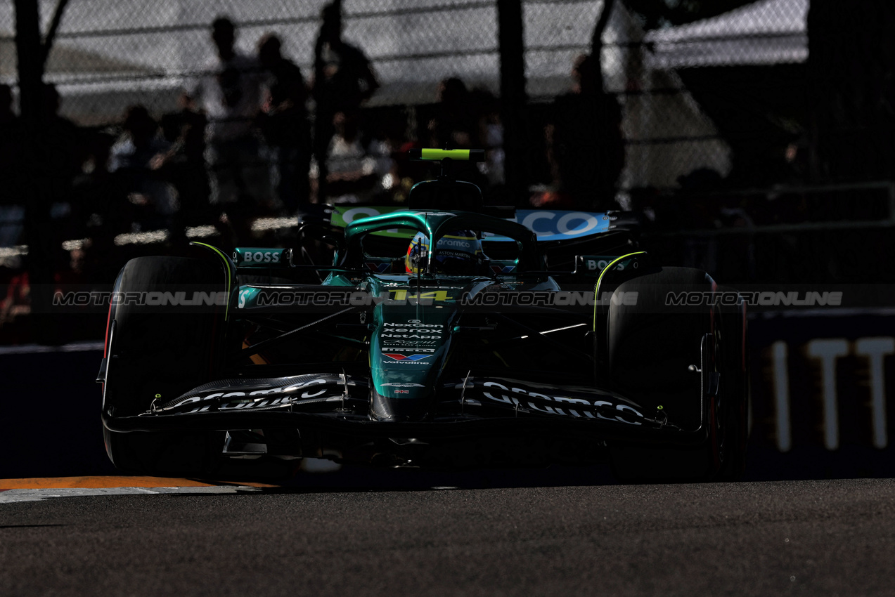 GP IMOLA, Fernando Alonso (ESP) Aston Martin F1 Team AMR25.

17.05.2025. Formula 1 World Championship, Rd 7, Emilia Romagna Grand Prix, Imola, Italy, Qualifiche Day.

- www.xpbimages.com, EMail: requests@xpbimages.com © Copyright: Charniaux / XPB Images