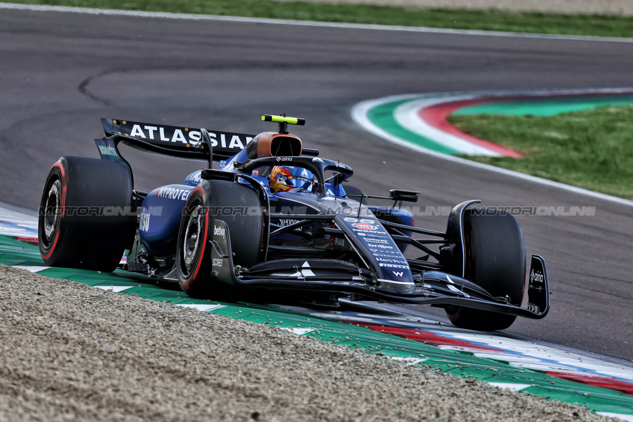 GP IMOLA, Carlos Sainz (ESP) Atlassian Williams Racing FW47.

17.05.2025. Formula 1 World Championship, Rd 7, Emilia Romagna Grand Prix, Imola, Italy, Qualifiche Day.

- www.xpbimages.com, EMail: requests@xpbimages.com © Copyright: Moy / XPB Images