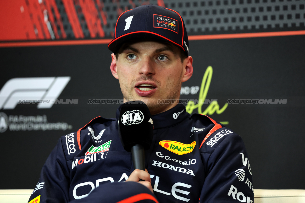 GP IMOLA, Max Verstappen (NLD) Red Bull Racing in the post qualifying FIA Press Conference.

17.05.2025. Formula 1 World Championship, Rd 7, Emilia Romagna Grand Prix, Imola, Italy, Qualifiche Day.

- www.xpbimages.com, EMail: requests@xpbimages.com © Copyright: Bearne / XPB Images
