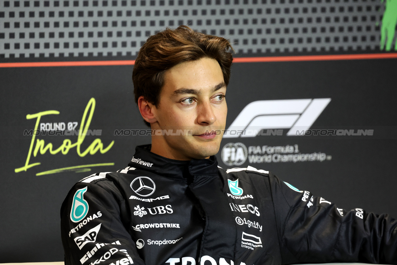GP IMOLA, George Russell (GBR) Mercedes AMG F1 in the post qualifying FIA Press Conference.

17.05.2025. Formula 1 World Championship, Rd 7, Emilia Romagna Grand Prix, Imola, Italy, Qualifiche Day.

- www.xpbimages.com, EMail: requests@xpbimages.com © Copyright: Bearne / XPB Images