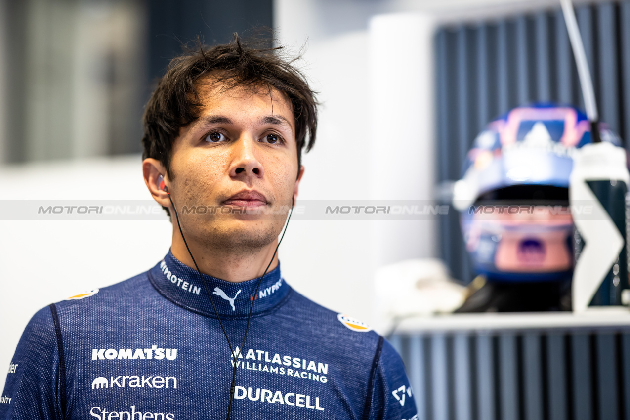 GP IMOLA, Alexander Albon (THA) Atlassian Williams Racing.

17.05.2025. Formula 1 World Championship, Rd 7, Emilia Romagna Grand Prix, Imola, Italy, Qualifiche Day.

- www.xpbimages.com, EMail: requests@xpbimages.com © Copyright: Bearne / XPB Images
