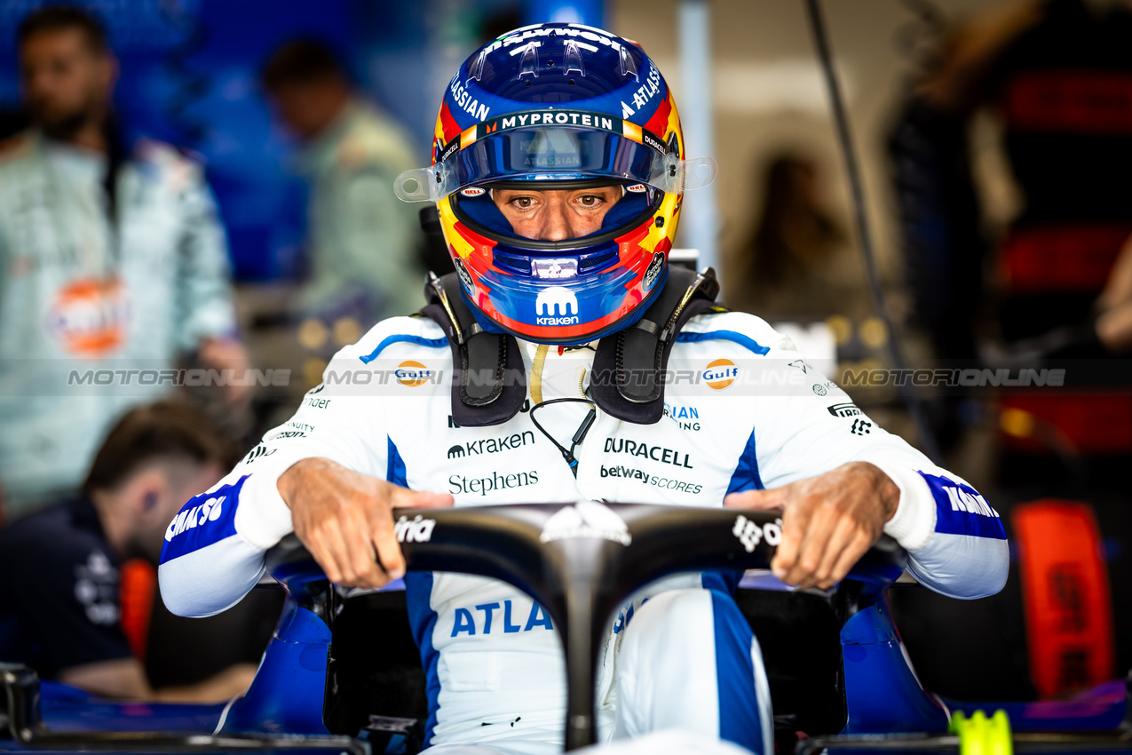 GP IMOLA, Carlos Sainz (ESP) Atlassian Williams Racing FW47.

17.05.2025. Formula 1 World Championship, Rd 7, Emilia Romagna Grand Prix, Imola, Italy, Qualifiche Day.

- www.xpbimages.com, EMail: requests@xpbimages.com © Copyright: Bearne / XPB Images