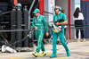 GP IMOLA, (L to R): Fernando Alonso (ESP) Aston Martin F1 Team with Edoardo Bendinelli (ITA) Aston Martin F1 Team Personal Trainer.

17.05.2025. Formula 1 World Championship, Rd 7, Emilia Romagna Grand Prix, Imola, Italy, Qualifiche Day.

- www.xpbimages.com, EMail: requests@xpbimages.com © Copyright: Batchelor / XPB Images