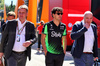 GP IMOLA, (L to R): Gernot Dollner (GER) Audi Chief Executive Officer with Gabriel Bortoleto (BRA) Sauber.

17.05.2025. Formula 1 World Championship, Rd 7, Emilia Romagna Grand Prix, Imola, Italy, Qualifiche Day.

- www.xpbimages.com, EMail: requests@xpbimages.com © Copyright: Moy / XPB Images