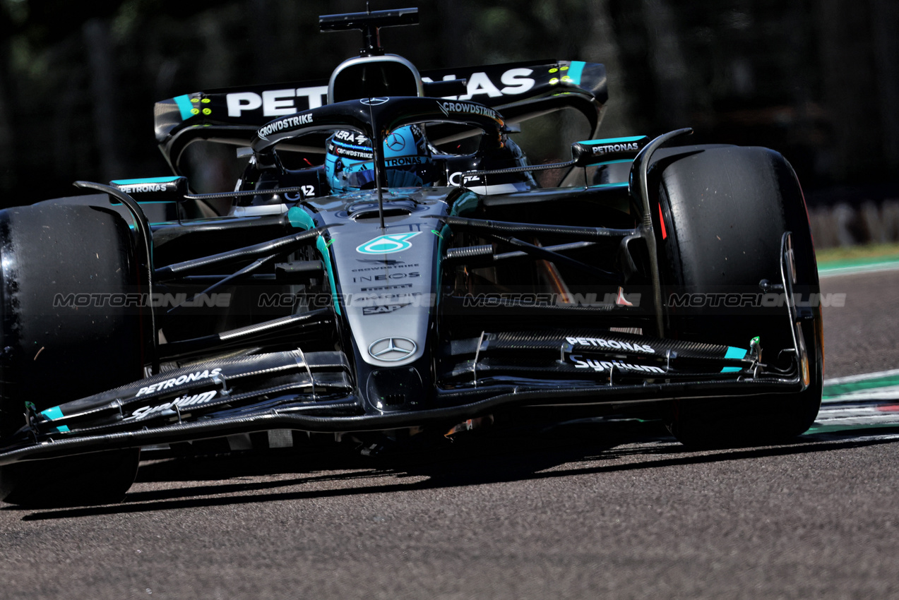 GP IMOLA, George Russell (GBR) Mercedes AMG F1 W16.

16.05.2025. Formula 1 World Championship, Rd 7, Emilia Romagna Grand Prix, Imola, Italy, Practice Day.

- www.xpbimages.com, EMail: requests@xpbimages.com © Copyright: Bearne / XPB Images