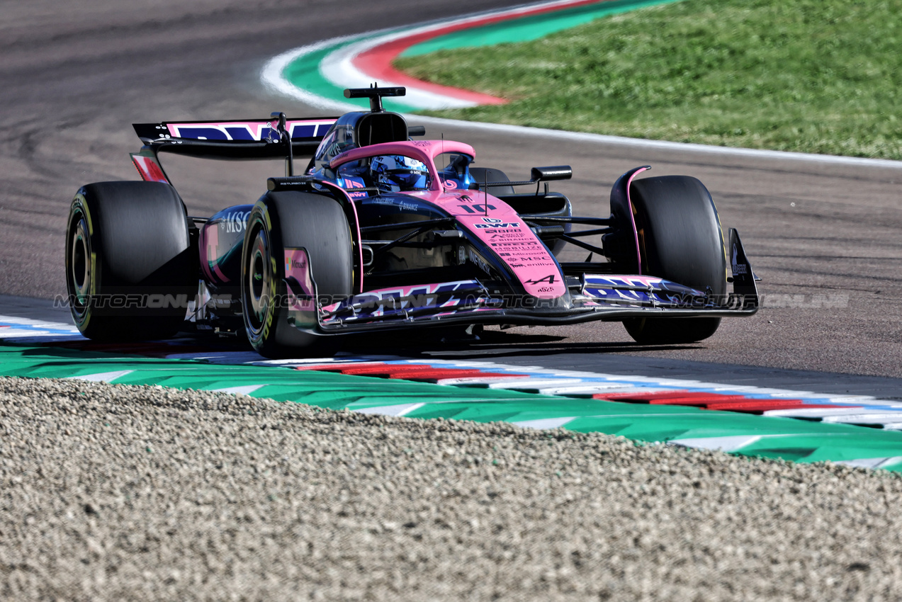 GP IMOLA, Pierre Gasly (FRA) Alpine F1 Team A525.

16.05.2025. Formula 1 World Championship, Rd 7, Emilia Romagna Grand Prix, Imola, Italy, Practice Day.

- www.xpbimages.com, EMail: requests@xpbimages.com © Copyright: Bearne / XPB Images