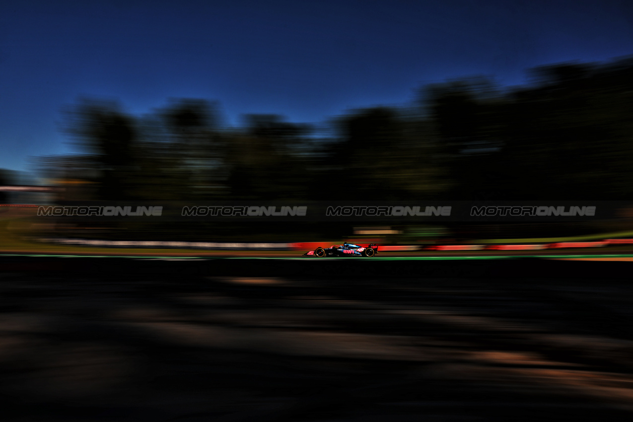 GP IMOLA, Pierre Gasly (FRA) Alpine F1 Team A525.

16.05.2025. Formula 1 World Championship, Rd 7, Emilia Romagna Grand Prix, Imola, Italy, Practice Day.

- www.xpbimages.com, EMail: requests@xpbimages.com © Copyright: Charniaux / XPB Images