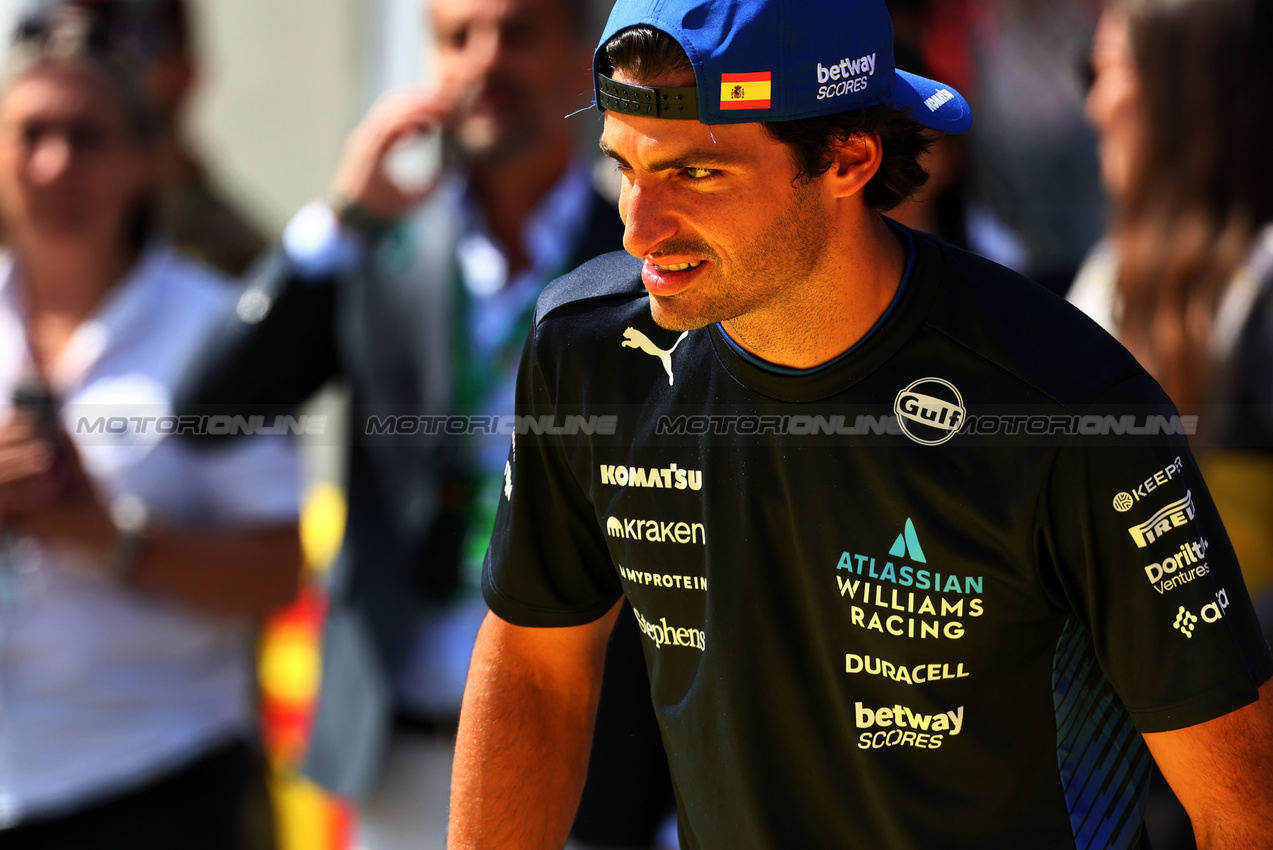 GP ITALIA, Carlos Sainz (ESP) Atlassian Williams Racing.

07.09.2025. Formula 1 World Championship, Rd 16, Italian Grand Prix, Monza, Italy, Gara Day.

- www.xpbimages.com, EMail: requests@xpbimages.com © Copyright: Batchelor / XPB Images