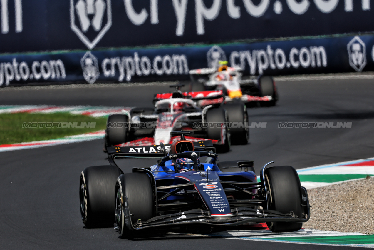 GP ITALIA, Alexander Albon (THA) Atlassian Williams Racing FW47.

07.09.2025. Formula 1 World Championship, Rd 16, Italian Grand Prix, Monza, Italy, Gara Day.

- www.xpbimages.com, EMail: requests@xpbimages.com © Copyright: Batchelor / XPB Images