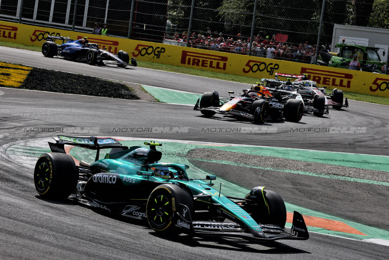 GP ITALIA, Fernando Alonso (ESP) Aston Martin F1 Team AMR25.

07.09.2025. Formula 1 World Championship, Rd 16, Italian Grand Prix, Monza, Italy, Gara Day.

- www.xpbimages.com, EMail: requests@xpbimages.com © Copyright: Charniaux / XPB Images