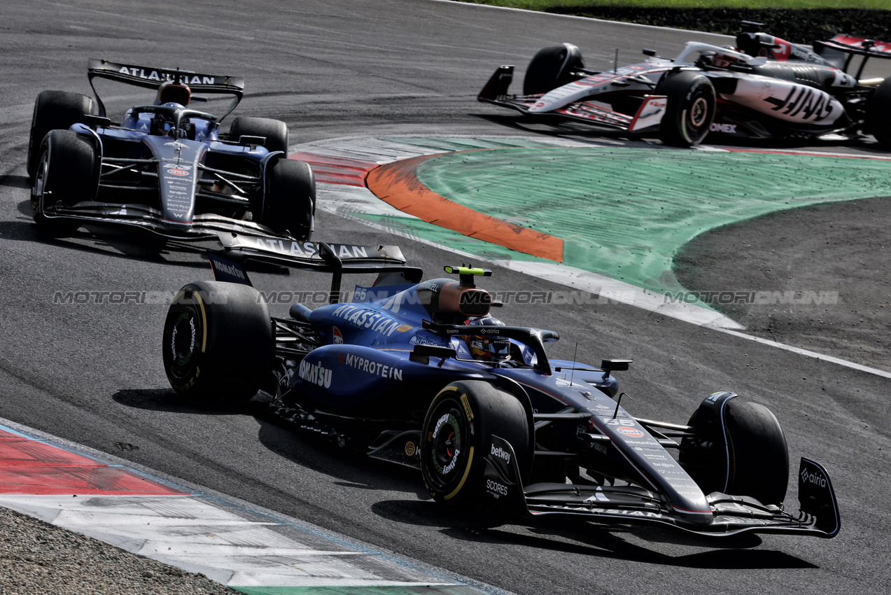 GP ITALIA, Carlos Sainz (ESP) Atlassian Williams Racing FW47.

07.09.2025. Formula 1 World Championship, Rd 16, Italian Grand Prix, Monza, Italy, Gara Day.

- www.xpbimages.com, EMail: requests@xpbimages.com © Copyright: Charniaux / XPB Images