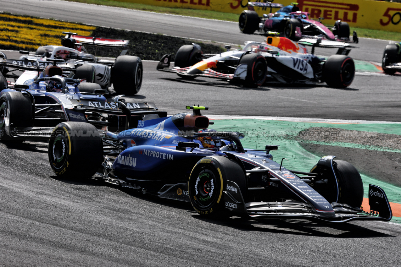 GP ITALIA, Carlos Sainz (ESP) Atlassian Williams Racing FW47.

07.09.2025. Formula 1 World Championship, Rd 16, Italian Grand Prix, Monza, Italy, Gara Day.

- www.xpbimages.com, EMail: requests@xpbimages.com © Copyright: Charniaux / XPB Images