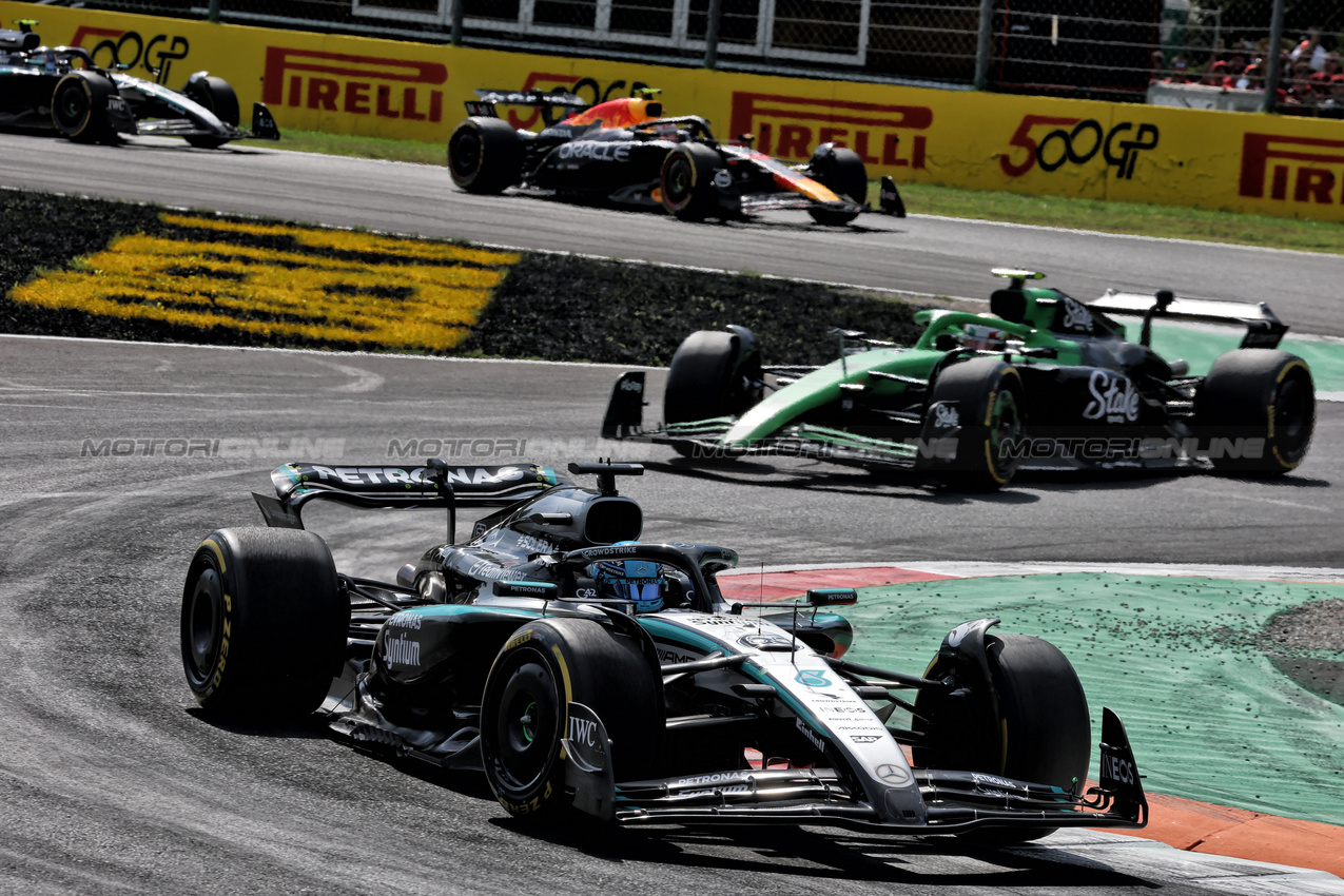 GP ITALIA, George Russell (GBR) Mercedes AMG F1 W16.

07.09.2025. Formula 1 World Championship, Rd 16, Italian Grand Prix, Monza, Italy, Gara Day.

- www.xpbimages.com, EMail: requests@xpbimages.com © Copyright: Charniaux / XPB Images