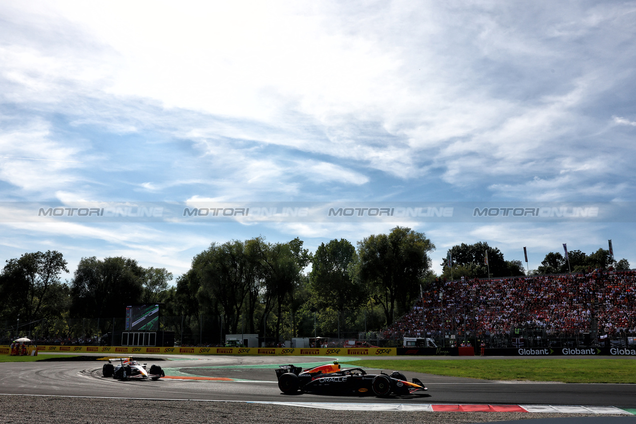 GP ITALIA, Yuki Tsunoda (JPN) Red Bull Racing RB21.

07.09.2025. Formula 1 World Championship, Rd 16, Italian Grand Prix, Monza, Italy, Gara Day.

- www.xpbimages.com, EMail: requests@xpbimages.com © Copyright: Charniaux / XPB Images