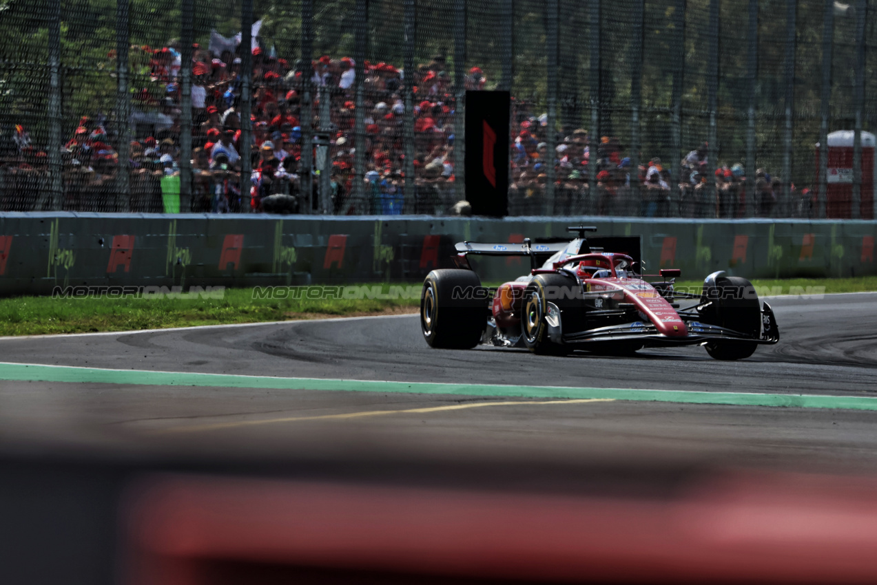 GP ITALIA, Charles Leclerc (MON) Ferrari SF-25.

07.09.2025. Formula 1 World Championship, Rd 16, Italian Grand Prix, Monza, Italy, Gara Day.

 - www.xpbimages.com, EMail: requests@xpbimages.com © Copyright: Rew / XPB Images