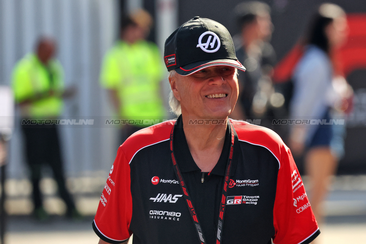 GP ITALIA, Gene Haas (USA) Haas Automotion President.

07.09.2025. Formula 1 World Championship, Rd 16, Italian Grand Prix, Monza, Italy, Gara Day.

- www.xpbimages.com, EMail: requests@xpbimages.com © Copyright: Bearne / XPB Images
