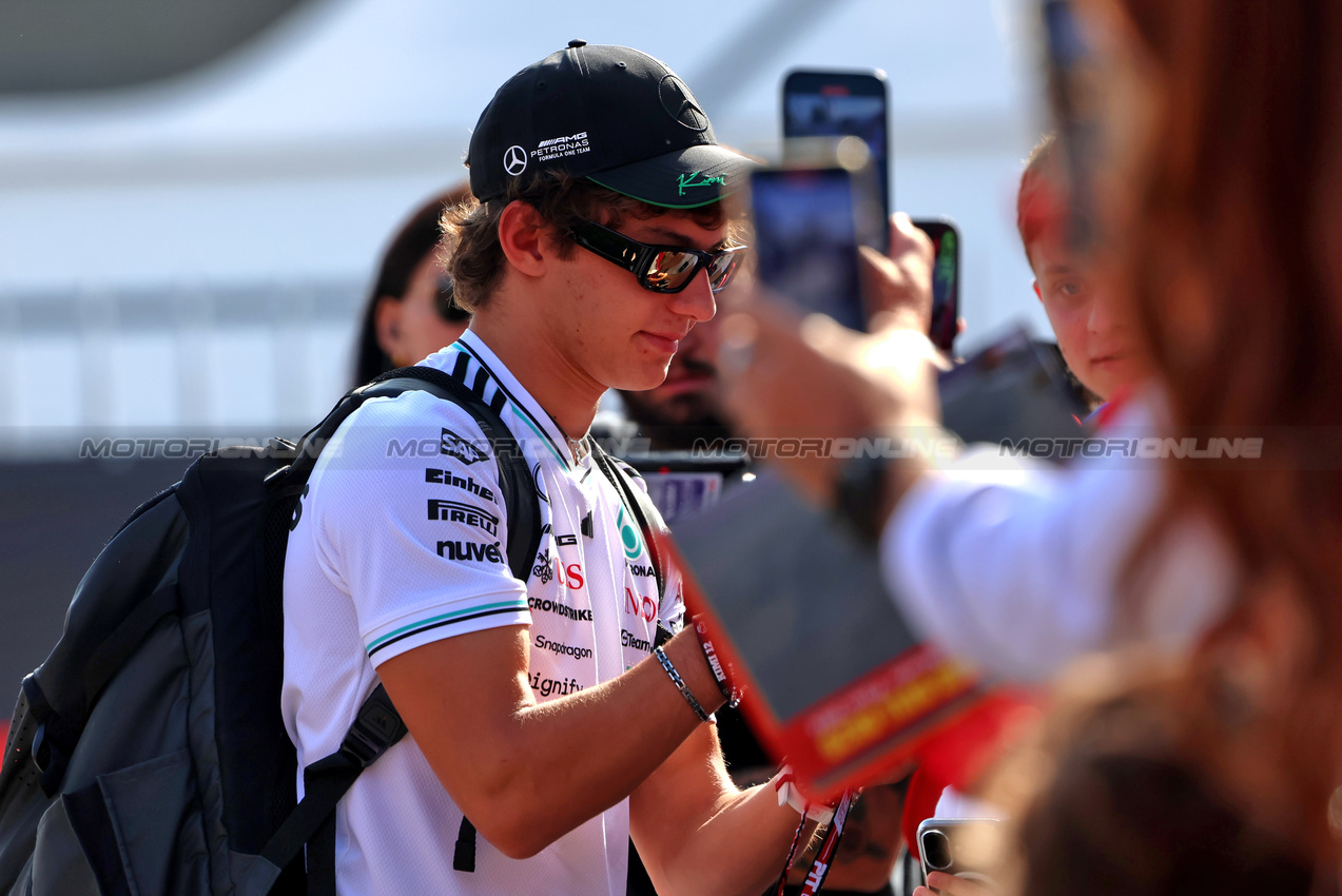 GP ITALIA, Andrea Kimi Antonelli (ITA) Mercedes AMG F1.

07.09.2025. Formula 1 World Championship, Rd 16, Italian Grand Prix, Monza, Italy, Gara Day.

 - www.xpbimages.com, EMail: requests@xpbimages.com © Copyright: Rew / XPB Images