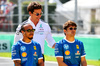 GP ITALIA, (L to R): Lewis Hamilton (GBR) Ferrari with Toto Wolff (GER) Mercedes AMG F1 Shareholder e Executive Director e Charles Leclerc (MON) Ferrari.

07.09.2025. Formula 1 World Championship, Rd 16, Italian Grand Prix, Monza, Italy, Gara Day.

- www.xpbimages.com, EMail: requests@xpbimages.com © Copyright: Batchelor / XPB Images