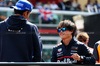 GP ITALIA, (L to R): Alexander Albon (THA) Atlassian Williams Racing with Yuki Tsunoda (JPN) Red Bull Racing on the drivers' parade.

07.09.2025. Formula 1 World Championship, Rd 16, Italian Grand Prix, Monza, Italy, Gara Day.

- www.xpbimages.com, EMail: requests@xpbimages.com © Copyright: Batchelor / XPB Images