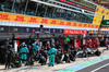 GP ITALIA, Andrea Kimi Antonelli (ITA) Mercedes AMG F1 W16 makes a pit stop.

07.09.2025. Formula 1 World Championship, Rd 16, Italian Grand Prix, Monza, Italy, Gara Day.

- www.xpbimages.com, EMail: requests@xpbimages.com © Copyright: Batchelor / XPB Images