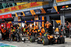 GP ITALIA, Lando Norris (GBR) McLaren MCL39 makes a pit stop.

07.09.2025. Formula 1 World Championship, Rd 16, Italian Grand Prix, Monza, Italy, Gara Day.

- www.xpbimages.com, EMail: requests@xpbimages.com © Copyright: Batchelor / XPB Images
